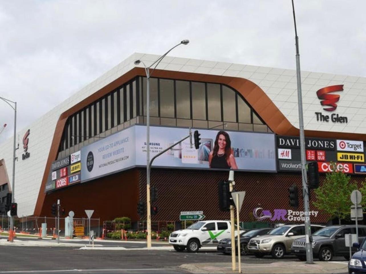 Close To The Glen, Kingsway Shops Restaurants Park Glen Waverley Exterior photo